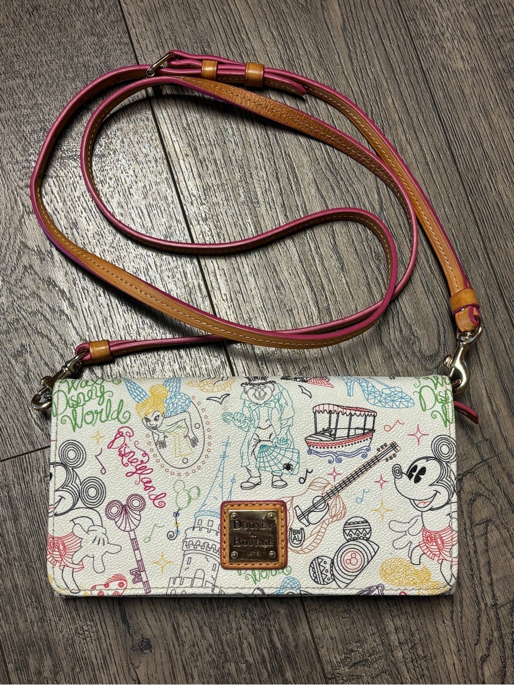 Disney Dooney & Bourke Sketch Walk in the Park Crossbody Wallet Handbag